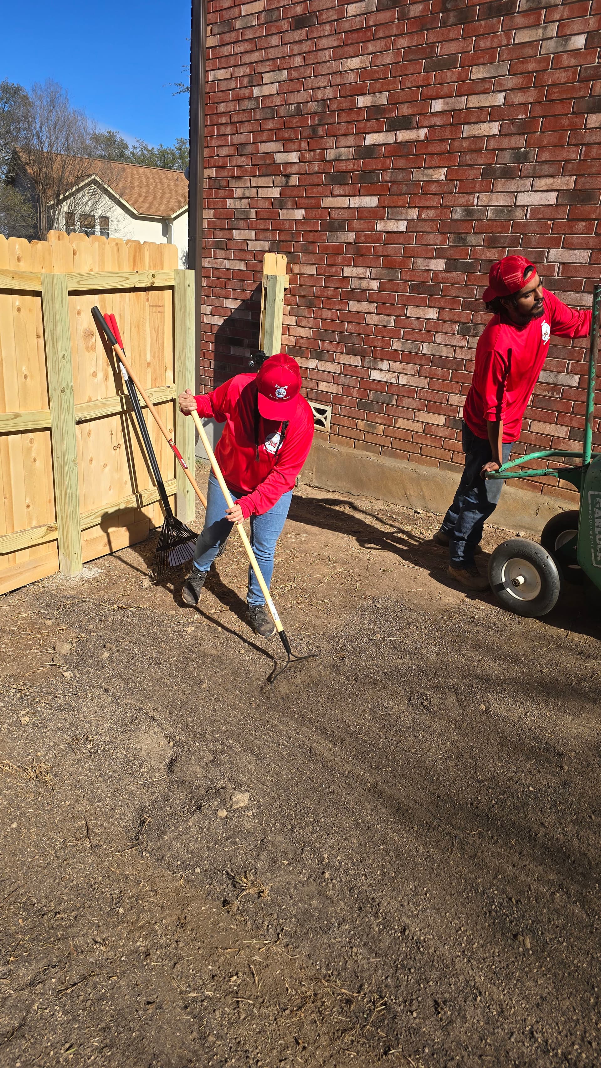 Gallery photos for Enhancing Lawns with Precision Top Dressing: Image #4