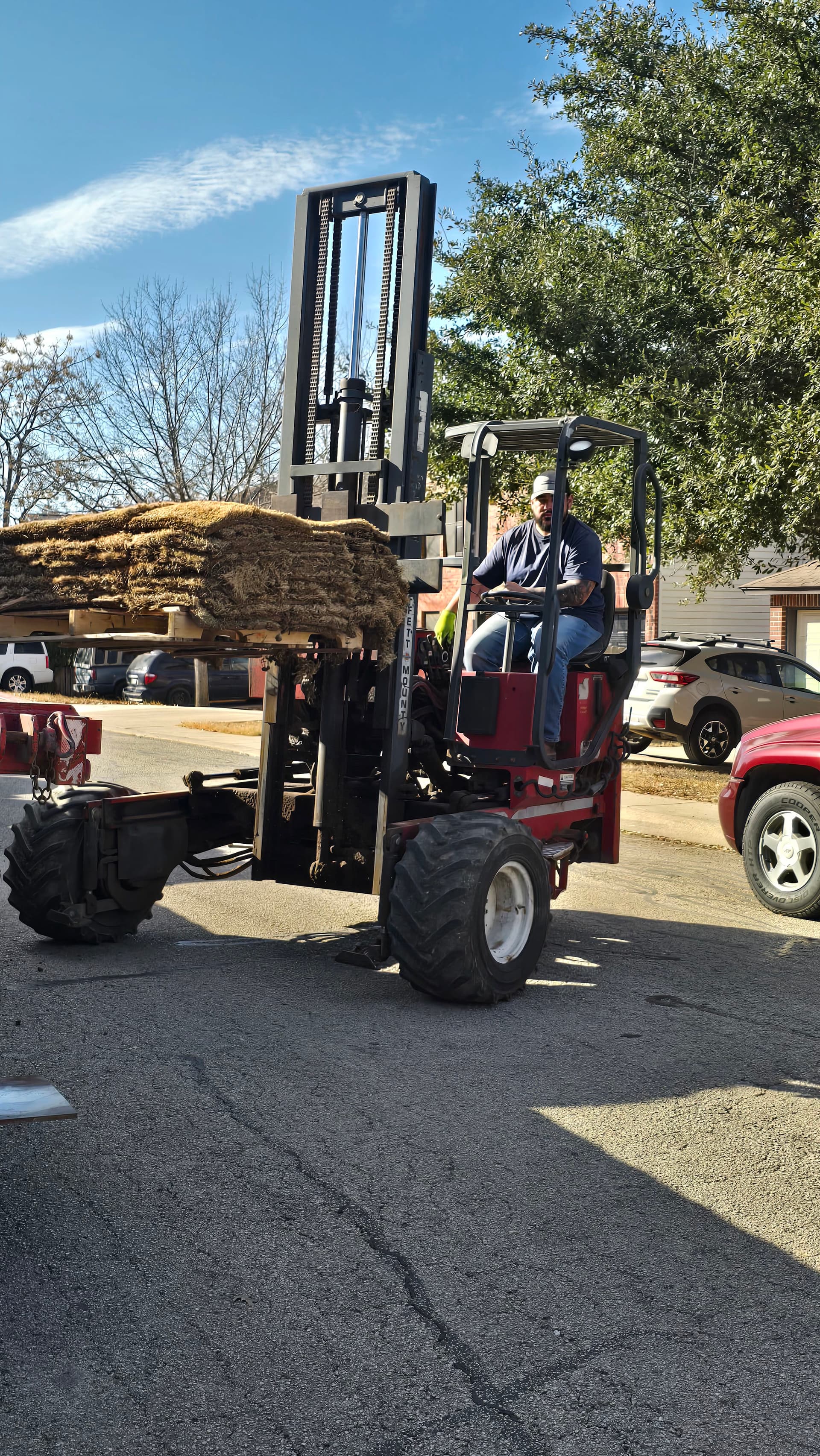 Gallery photos for Sod Delivery in Action: Creating Lush Lawns with Celebration Bermuda: Image #9