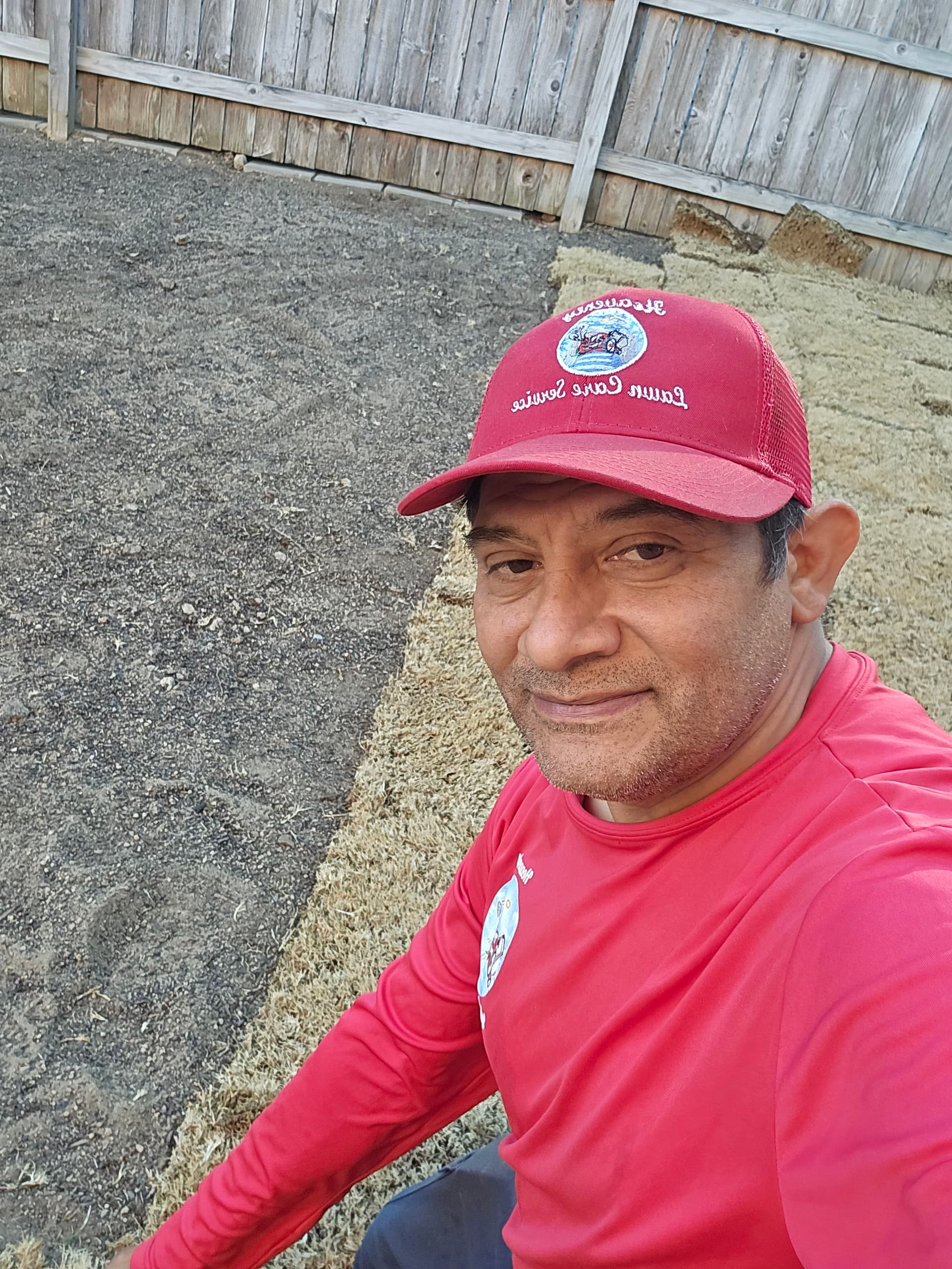 Gallery photos for Laying Sod for a Perfect Lawn Paradise: Image #4